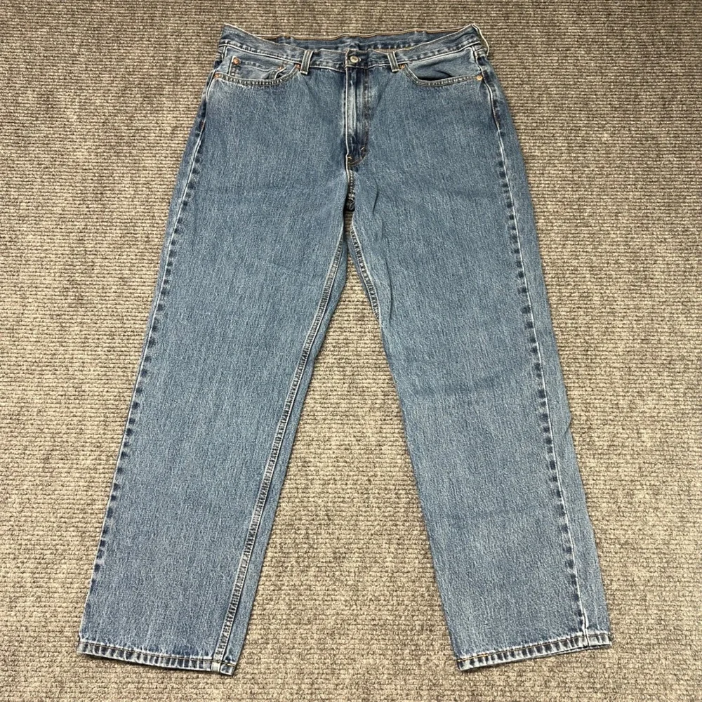 Levis 550 Relaxed Fit Mens Jeans 38x32 Medium Wash Blue 100% Cotton Denim